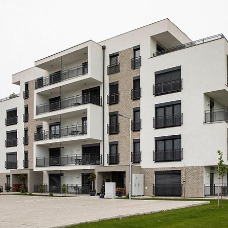 Kinga Apartman Dunajská Streda Extérieur photo