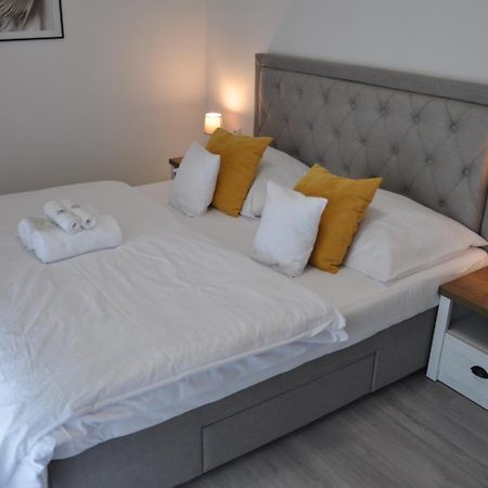 Kinga Apartman Dunajská Streda Extérieur photo