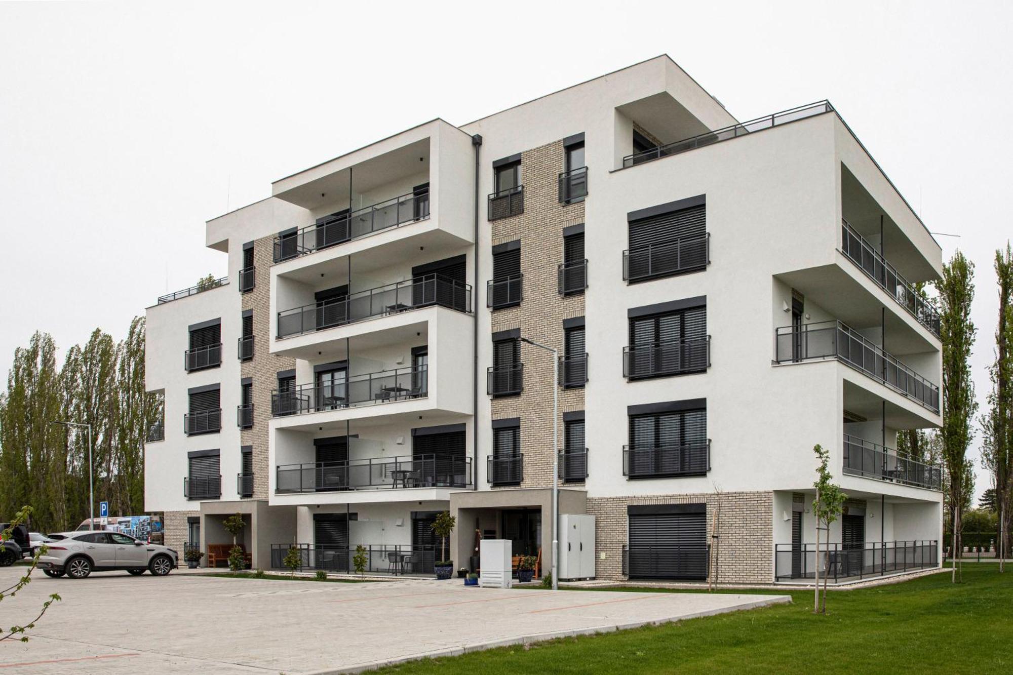 Kinga Apartman Dunajská Streda Extérieur photo